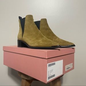 Acne Studios “Jensen” suede boots in dark sand (tan)
